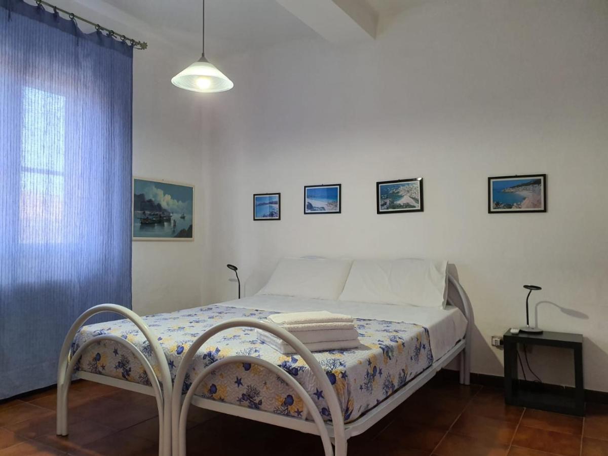 Stella Maris Lägenhet Santa Teresa Gallura Exteriör bild